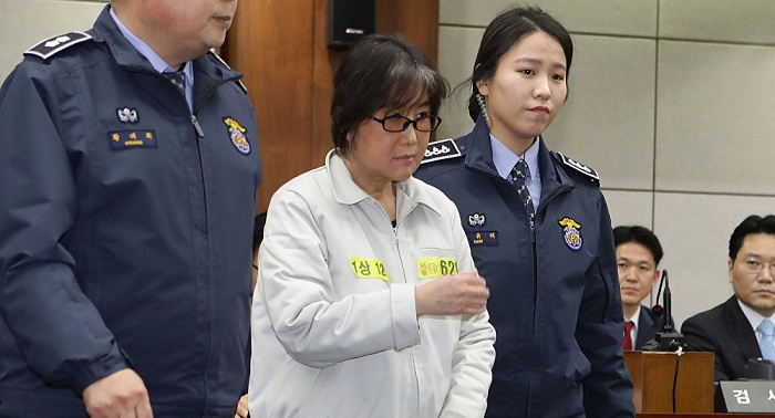 S Korean impeached president`s friend Choi denies profiting from ties with Park 